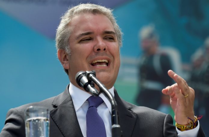 Denuncian plan para atentar contra el presidente de Colombia
