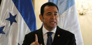 Gobierno guatemalteco pide investigar a jueces por revertir órdenes sobre misión de ONU