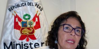 Ministra peruana renuncia por contrato ganado por su mano derecha