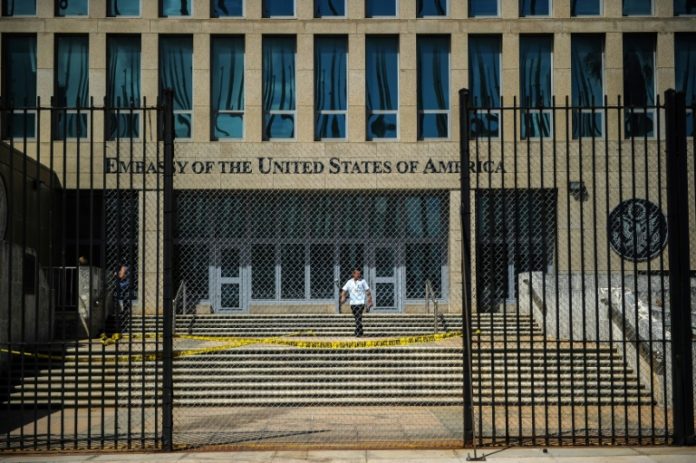 Más investigaciones y pocas respuestas sobre ataques sonoros a diplomáticos en Cuba