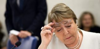Otorgan libertad condicional al asesino del padre de Michelle Bachelet