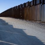 Trump amenaza cerrar la frontera EEUU-México si el Congreso no financia su muro