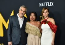 Alfonso Cuarón gana dos Globos de Oro con un retrato en blanco y negro de su infancia