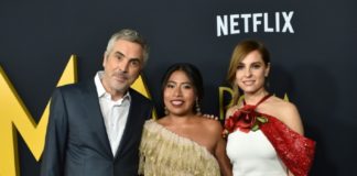 Alfonso Cuarón gana dos Globos de Oro con un retrato en blanco y negro de su infancia