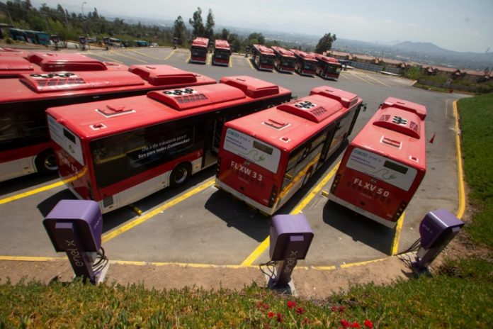 Autobuses eléctricos circulan ya por Santiago, el primer paso hacia la electromovilidad