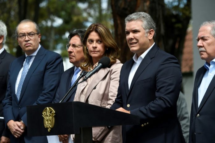 Duque clausura diálogo con ELN en Cuba y lanza velada advertencia a Venezuela