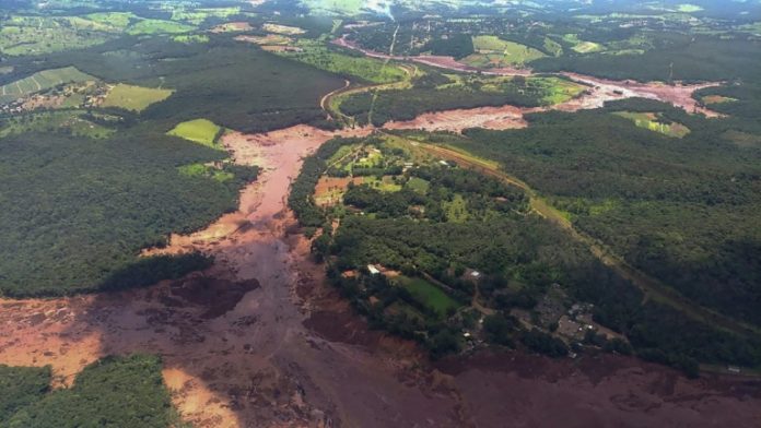 Fallecidos por desastre en mina de Brasil suben a 58 y hay 305 desaparecidos