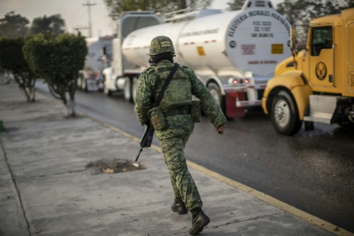 Gobierno mexicano accede a poner nueva guardia nacional bajo mando civil