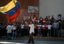 Guaidó suma más apoyo internacional, la Eurocámara le reconoce como presidente