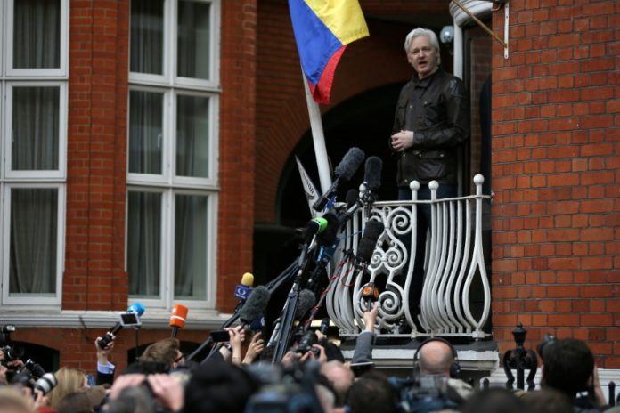 Investigadores de EEUU interrogarán a diplomáticos de Ecuador sobre Assange