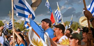 Movimiento crítico a gobierno de Uruguay da puntapié inicial a campaña electoral