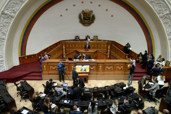 Parlamento de Venezuela ofrece 