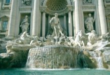 Roma promete a Caritas monedas de Fontana di Trevi
