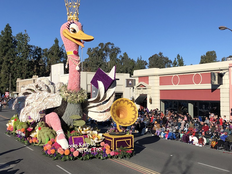 Sabor latino en el Desfile de las Rosas 2019