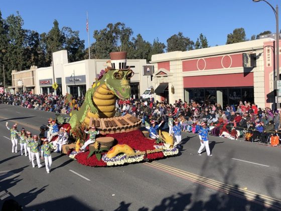 Sabor latino en el Desfile de las Rosas 2019