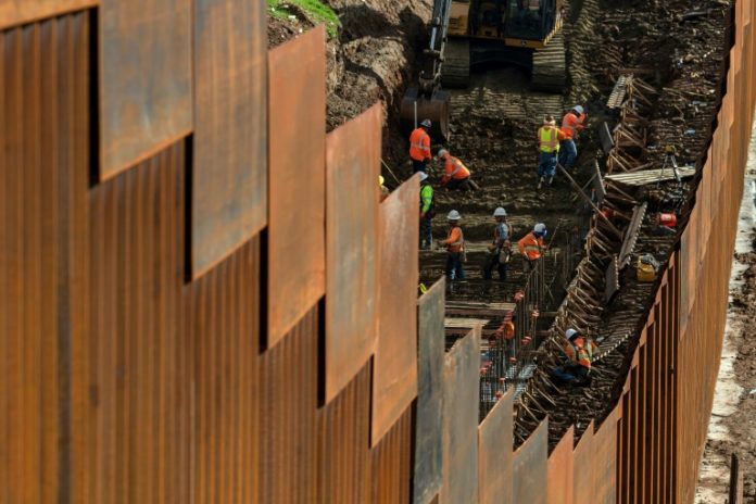 El muro de Trump es una emergencia nacional