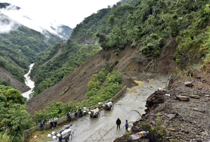 Emiten alertas en 7 de 9 departamentos de Bolivia tras 15 muertos por tormentas