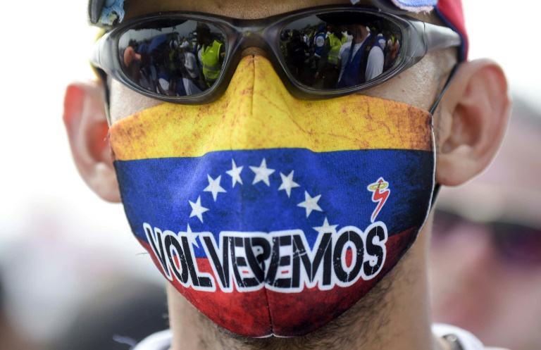 Líder opositor venezolano Juan Guaidó llegó a Brasil donde será recibido por Bolsonaro