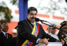 Maduro califica ayuda humanitaria como "migajas" de "comida podrida"