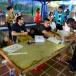 Salvadoreños eligen presidente con la violencia en la mira