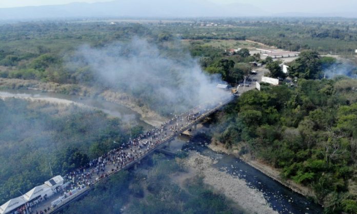 Venezuela amenazó abrir fuego contra un barco de Puerto Rico con ayuda humanitaria