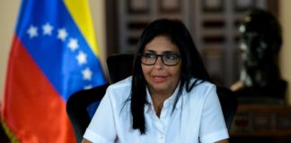 Venezuela suspende «indefinidamente» vuelos y zarpes con Curazao para bloquear ayuda Venezuela suspende 'indefinidamente' vuelos y zarpes con Curazao para bloquear ayuda