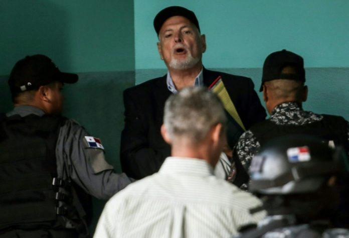 Fiscalía pide en juicio 21 años de cárcel para expresidente panameño Martinelli