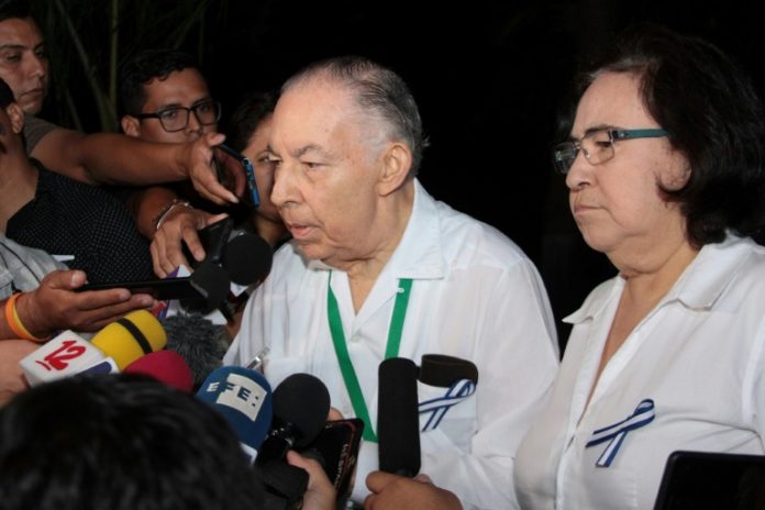 Gobierno y oposición de Nicaragua buscan acuerdo sobre testigos y acompañantes del diálogo