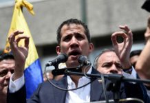 Guaidó llega a Venezuela bajo temores de un arresto