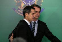 Guaidó sale de Brasil rumbo a Paraguay