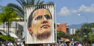 La embajadora de Venezuela critica la "extrema incoherencia" de la UE en la crisis