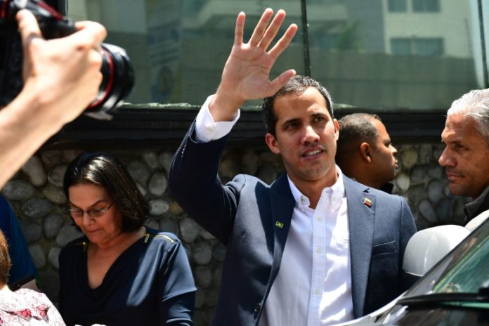 La oposición estima que Venezuela necesitará hasta USD 70.000 millones para empezar a operar de nuevo