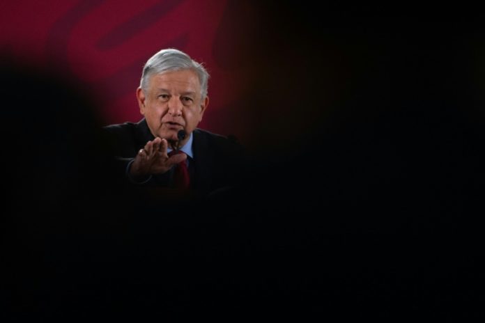 López Obrador ve 'sobrerrespuesta' a reclamo por agravios en la Conquista