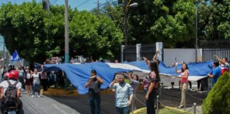 Opositores se amotinan para demandar "inmediata libertad" en Nicaragua