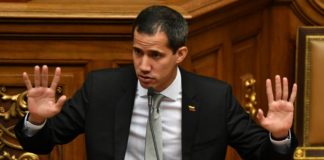 La UE advierte con "sanciones" si se actúa contra Guaidó en Venezuela