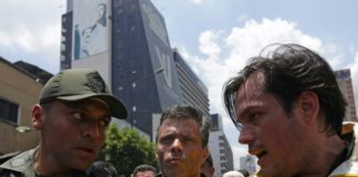 Opositor venezolano Leopoldo López y su familia, refugiados en embajada chilena
