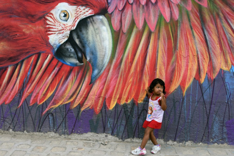 Pinturas y esculturas para fomentar la paz en una violenta Honduras