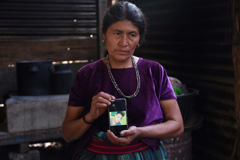 Arrepentimiento en la familia del joven guatemalteco muerto bajo custodia en EEUU - Madre