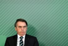 Bolsonaro - un lenguaje corporal agresivo, un discurso virulento