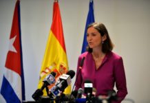 Cuba reconvierte deuda con España pero preocupa atraso en pagos