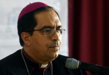 La Iglesia salvadoreña pide investigar el asesinato de un sacerdote