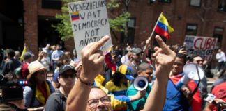La embajada de Caracas en Washington, en la pugna que divide Venezuela