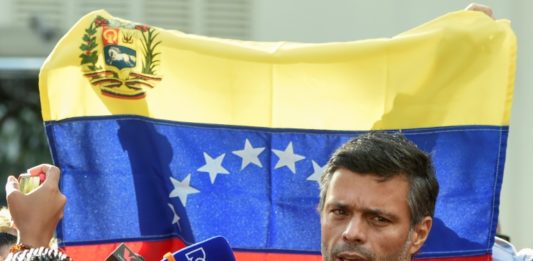 Leopoldo López dijo que rebelión militar fue un primer paso para quebrar "dictadura" venezolana