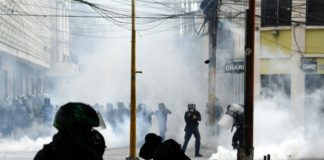 Maestros y estudiantes hondureños reanudan protestas contra reformas educativas y sanitarias