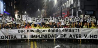 Multitudinaria "Marcha del silencio" por desaparecidos en Uruguay