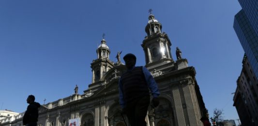 Obispos chilenos defienden acuerdo con Fiscalía para investigar abusos sexuales