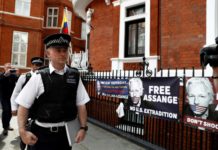 Partidarios de Assange protestan contra incautación de sus bienes en Londres