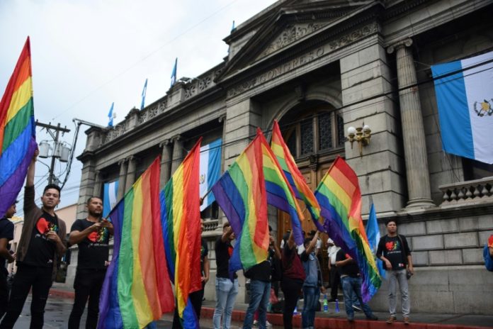 Proyecto contra aborto y matrimonio gay agita Guatemala antes de elecciones