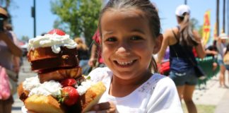 Un mundo de delicias en el Festival de las Fresas de California