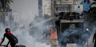 Violentos incidentes durante marcha por el Día del Trabajador en Chile